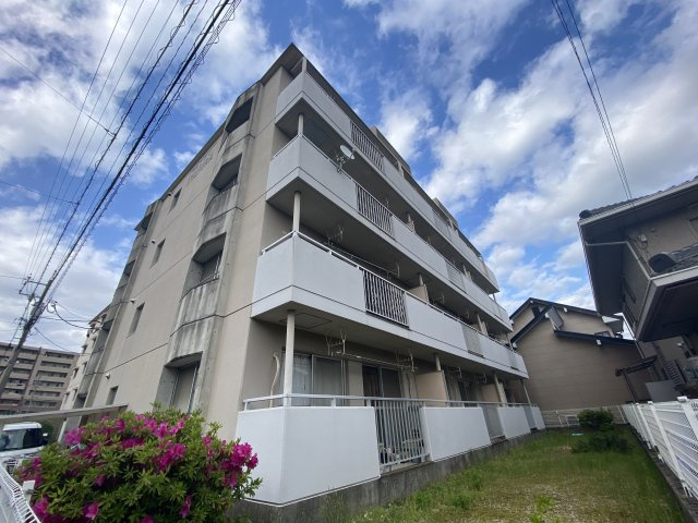 アメニティ板倉の外観