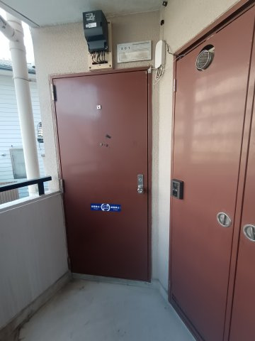 アメニティ板倉の玄関