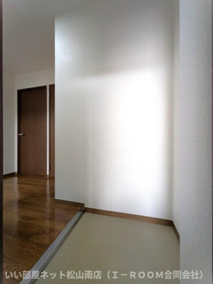【玄関】 | フォブール余戸東Ｂ棟 