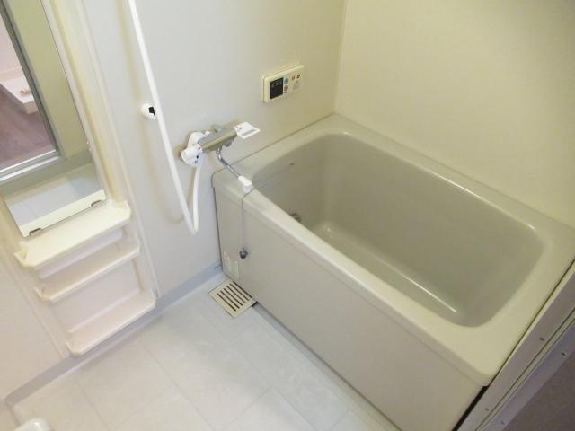 ミレニアム福田の浴室|ユニットバス