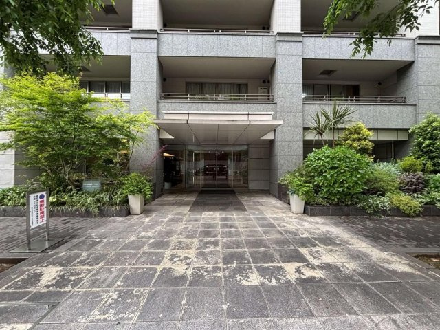 麻布市兵衛町ホームズ