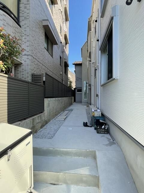 ルーエ亀有のエントランス