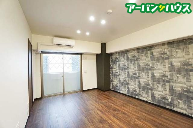 THE MODERN 桑田町の居間・リビング