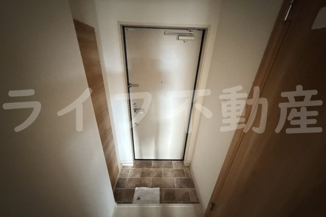KTIレジデンス新深江の玄関|きれいな玄関です