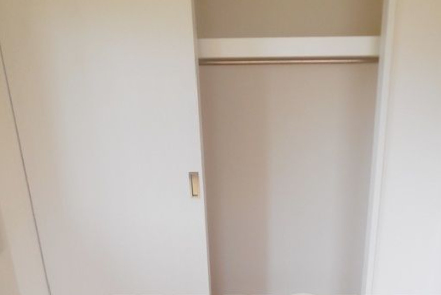 シャンパニーインの収納|※別部屋写真
