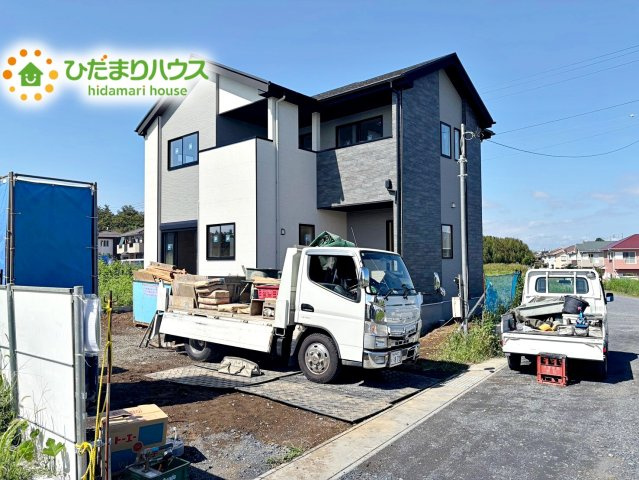 【外観】 | ひたちなか市東石川8期　新築戸建 | 角地につき日当たり・風通し良好です☆