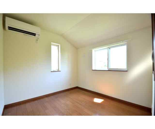 駒井町３丁目戸建の寝室