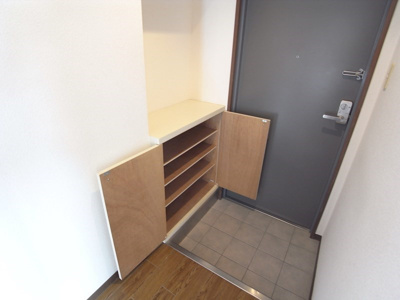 【玄関】 | ペレニアルフラックス | シンプルで使いやすい玄関です