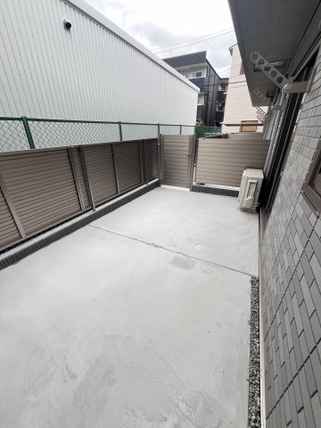 クレールメゾン城東のバルコニー