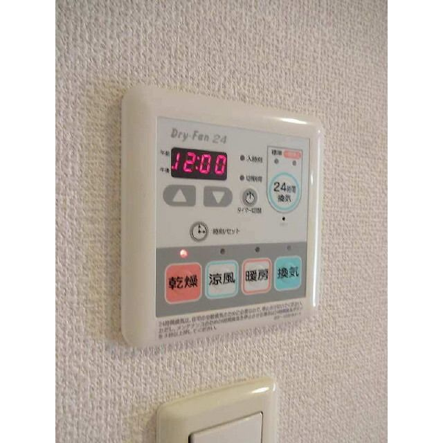 プレール・ドゥーク西大島駅前の設備