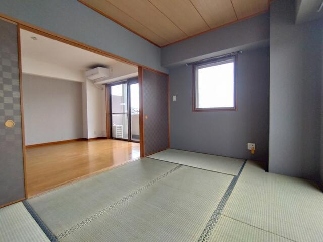 柿生駅前鈴木ビルの和室