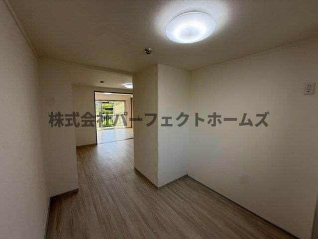 レジデンス長尾谷の寝室|使い勝手のいい寝室です