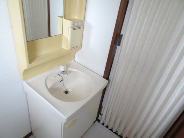 コーポWAKAMIYAの独立洗面台