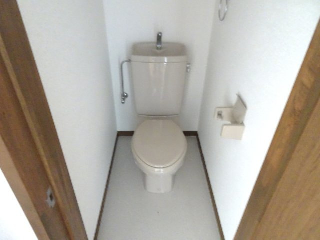 コーポWAKAMIYAのトイレ