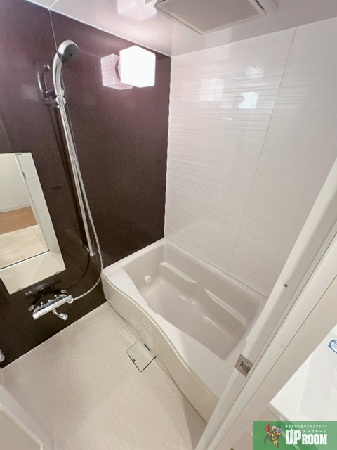 aLATO白壁の浴室