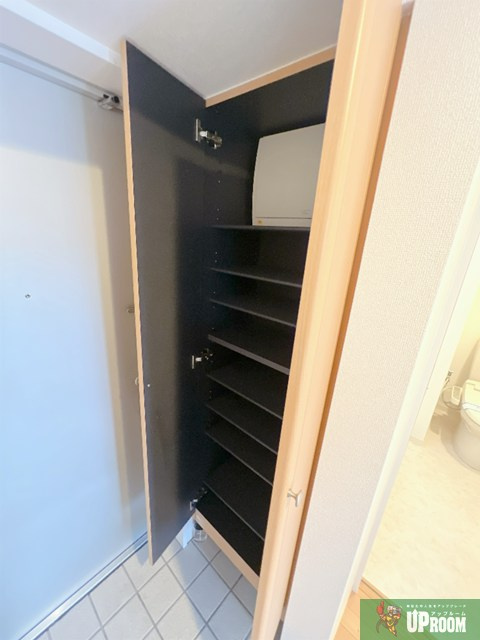 aLATO白壁の内装