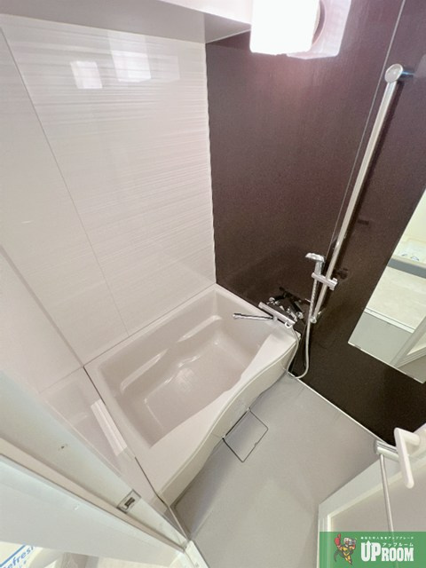 aLATO白壁の浴室