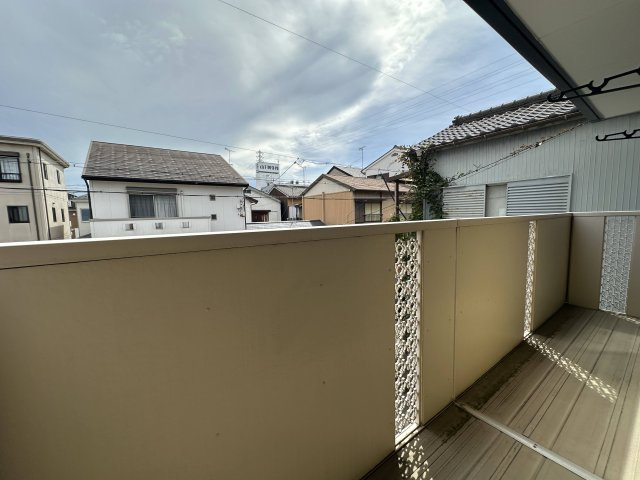 ハビテーション要のバルコニー