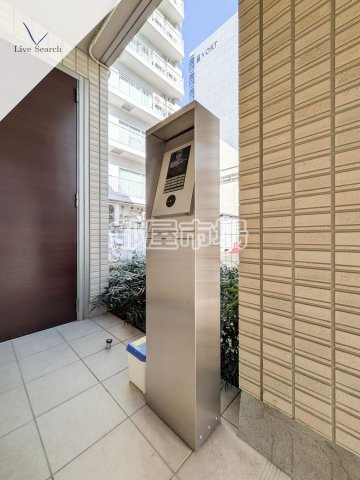 Castle上野のエントランス