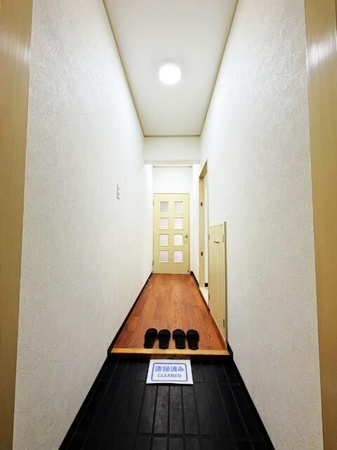 エスカイア池袋の玄関