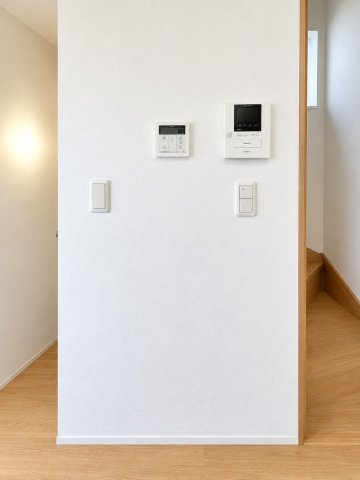 【セキュリティ】 | ◆鶴見区小野町　中古戸建◆ | ◆安心のオートロック完備。セキュリティ面もバッチリ、快適な新生活のスタート。厚木の住まいに、安全と便利さが共存します。