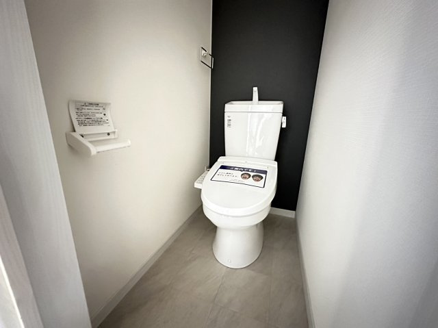 MODERN PALAZZO 諫早Kaizu Bのトイレ|※室内画像は別号室のもの