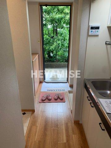 ミレニアムスクウェアA棟の玄関|※室内画像は別号室のもの