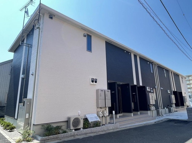 調布市緑ケ丘２丁目のアパートの外観