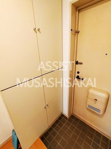 セイント武蔵小金井の玄関