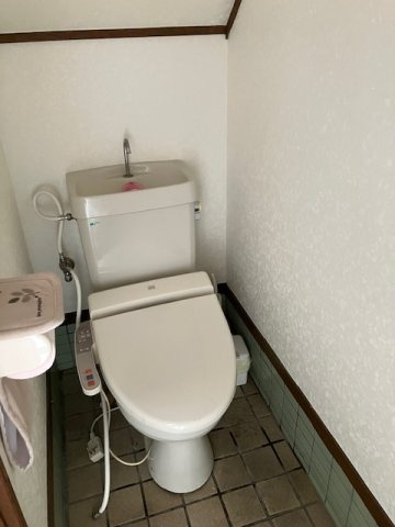 貸事務所・店舗（西所沢）のトイレ