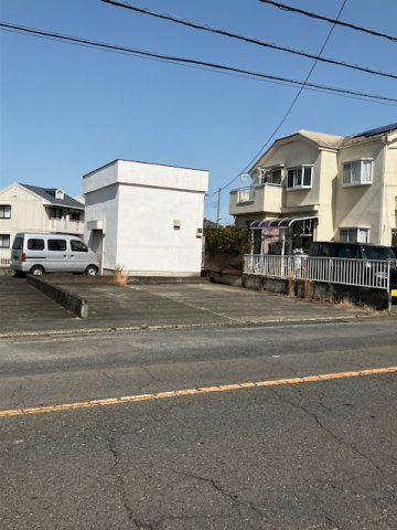 貸事務所・店舗（西所沢）の駐車場