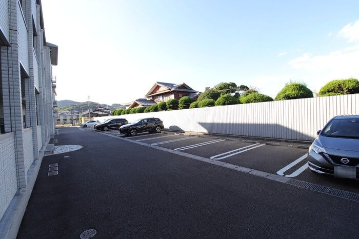 エスポワール祇園Ｂの駐車場