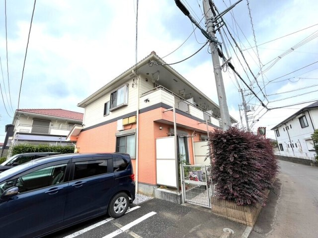 ルーヴル秋津A棟の外観