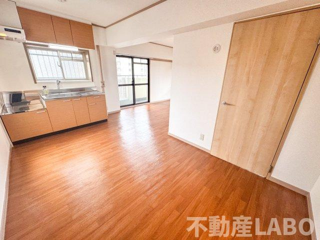 パークハイム住之江の居間・リビング