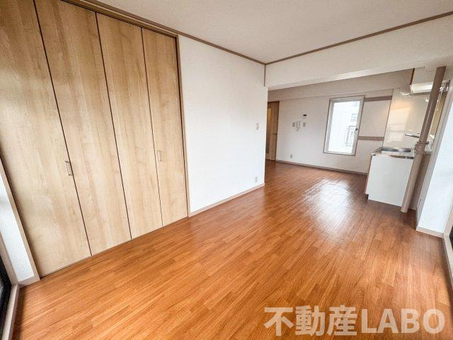 パークハイム住之江の洋室