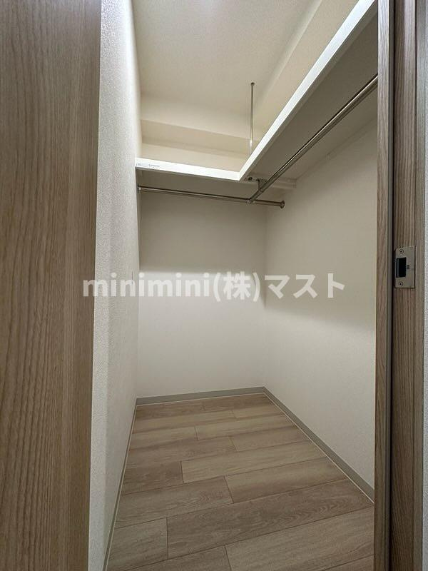 プレサンス堺筋本町エグゼブランの収納