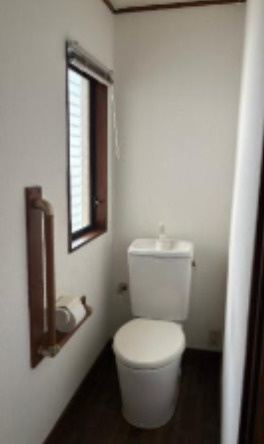 千石１丁目戸建のトイレ