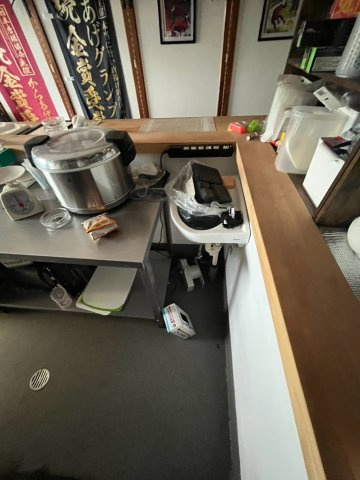 大阪市生野区林寺３丁目の住宅付店舗一部