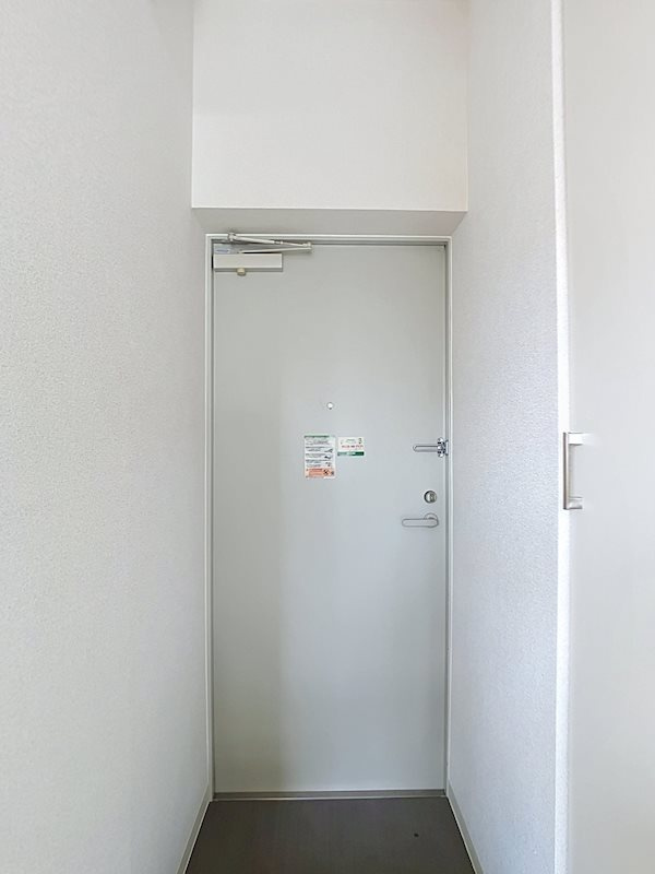 ISORA一番館の玄関