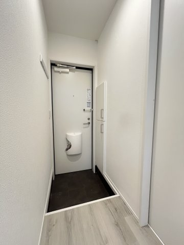 グランハイツ八代の玄関