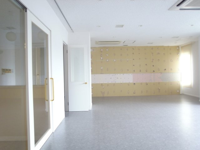 宝塚市武庫川町の店舗一部
