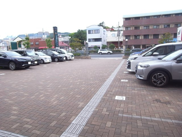 宝塚市武庫川町の店舗一部