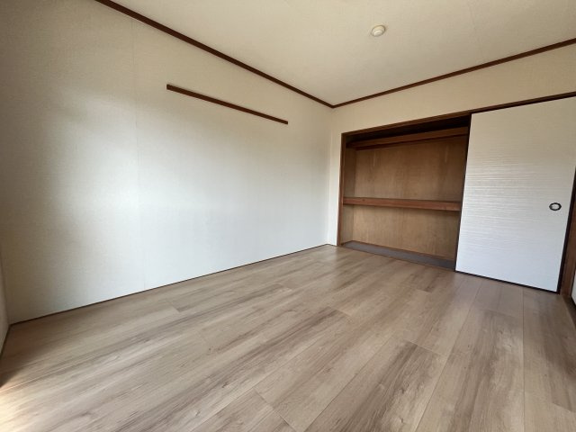 ブリッジマンションの内装|別号室の内装写真になります。