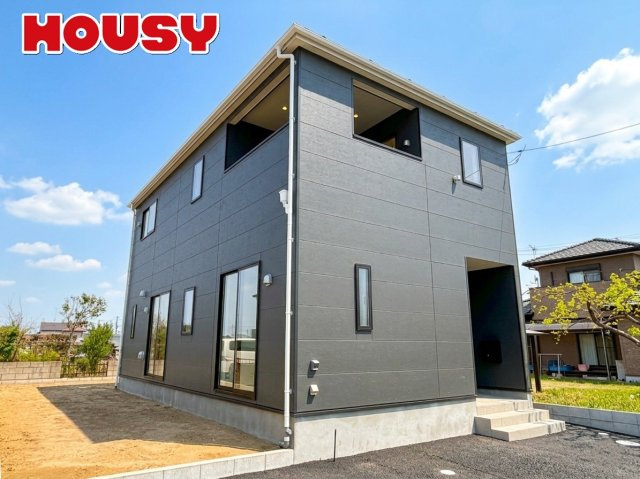 【外観】 | 潮来市日の出1０-1号棟 | 施工例　即日のご見学も可能です。お気軽に0476-37-3888までお問合せ下さい。