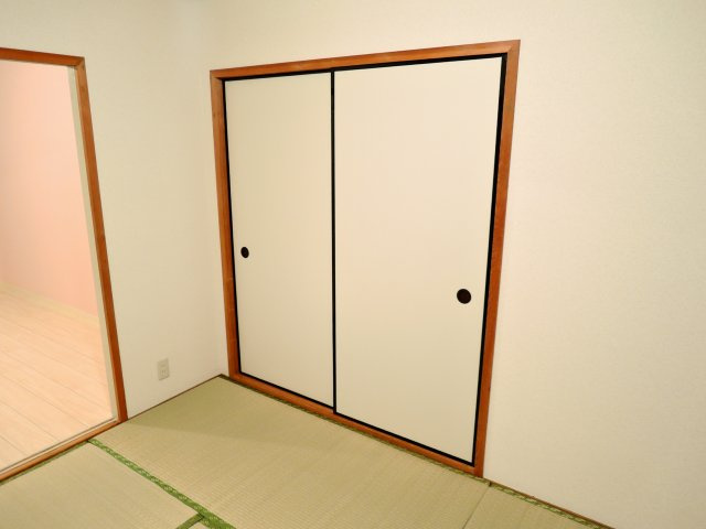 津之江ハウスの収納