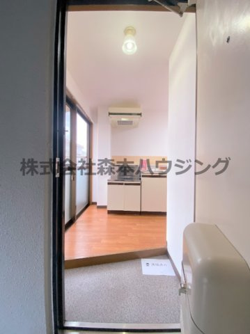 【内装】 | 　シャトー緑町 | 内装は落ち着いています