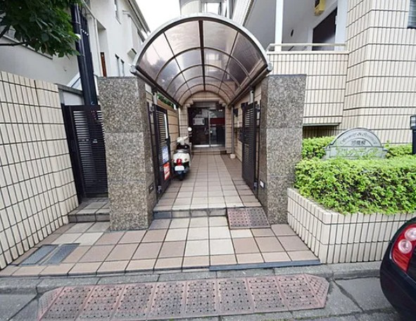 【エントランス】