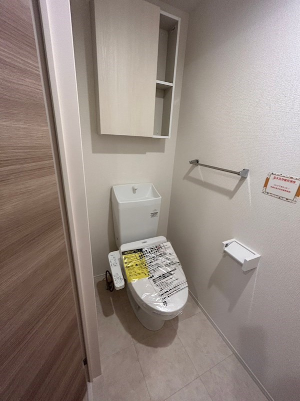 西宮市常磐町のアパートのトイレ