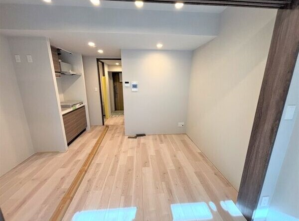 神戸市中央区栄町通３丁目の賃貸マンションの居間・リビング