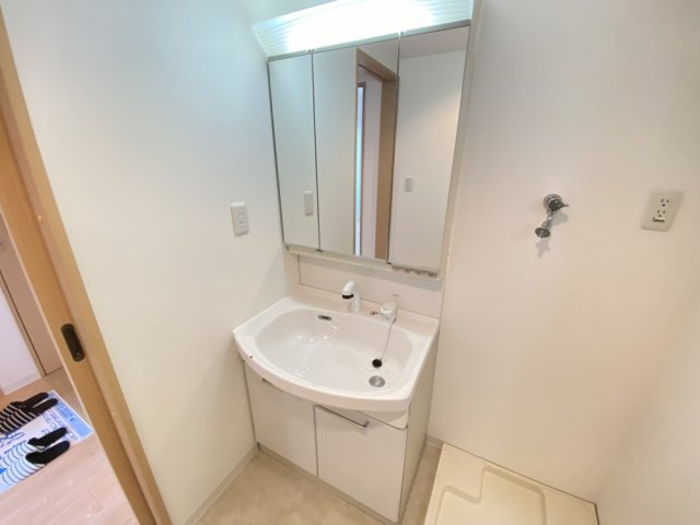 西宮市津門西口町の賃貸マンションの洗面所